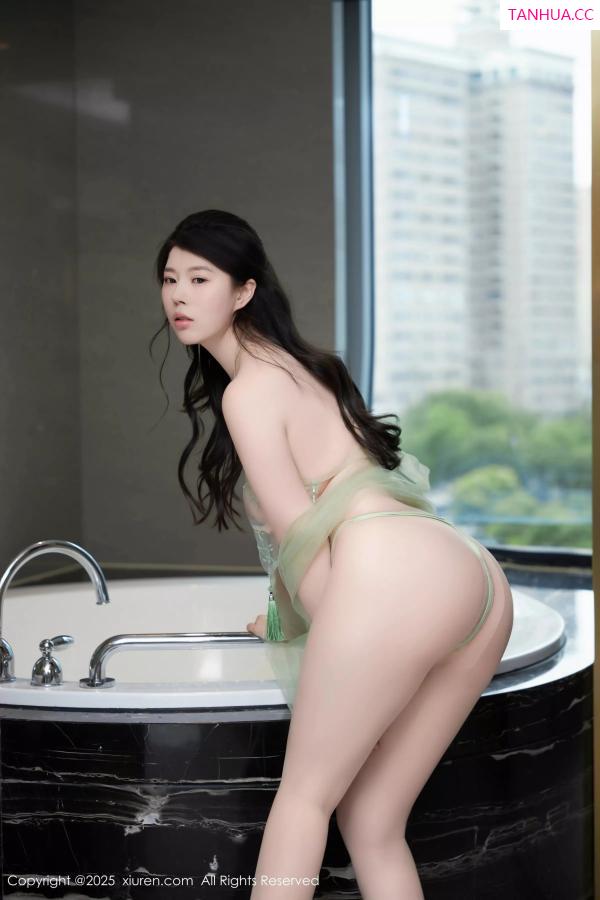 白茹雪  [XiuRen]高清写真图 2025.04.03 No.10110 白茹雪abby 肉色丝袜第6张图片